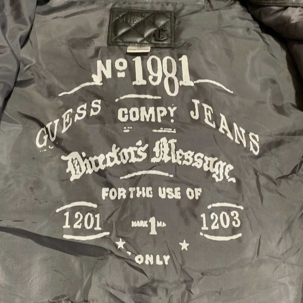 GUESS PREMIUM Gray Quilted Style Jacket - Size 12 Kids